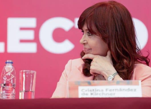 Cristina llamó a reconstruir el entramado social y político para que el país vuelva a sus mejores épocas